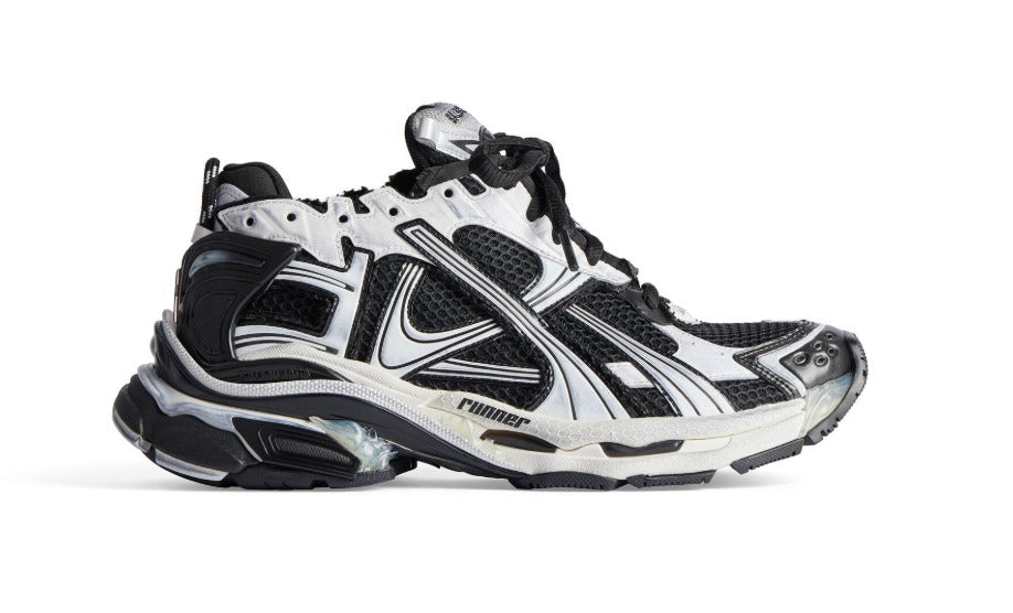 Runner Sneakers
